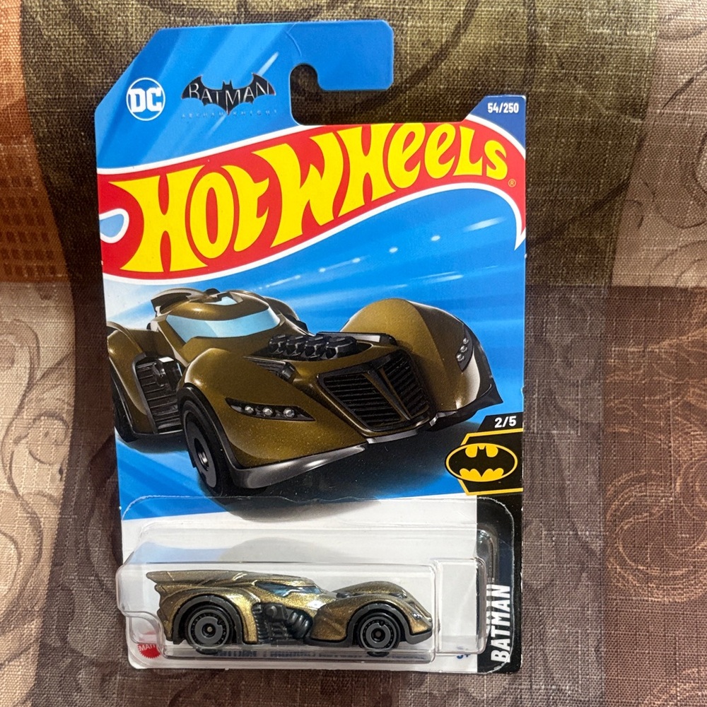 🛍️5/$20🛍️Batman Batmobile - Picture 1 of 4